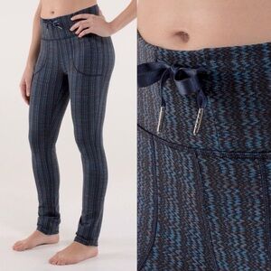 RARE Lululemon skinny will pants Size 4‎
